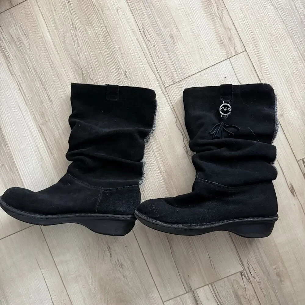 NEW AK ANNE KLEIN KAIL BLACK SUEDE Faux Fur cuff Winter Boots Snow Size 8